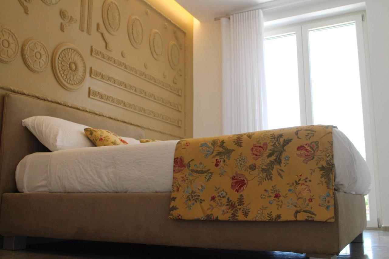 Il Cavaliere Bed And Breakfast Caserta Exterior photo