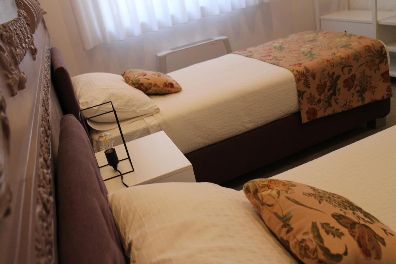Il Cavaliere Bed And Breakfast Caserta Exterior photo